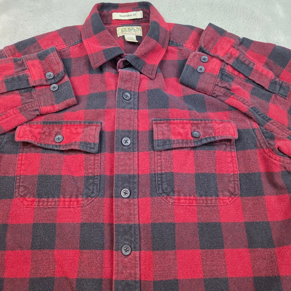 L.L. Bean Chamois Cloth Shirt Mens Medium Red Black Buffalo Plaid 277981